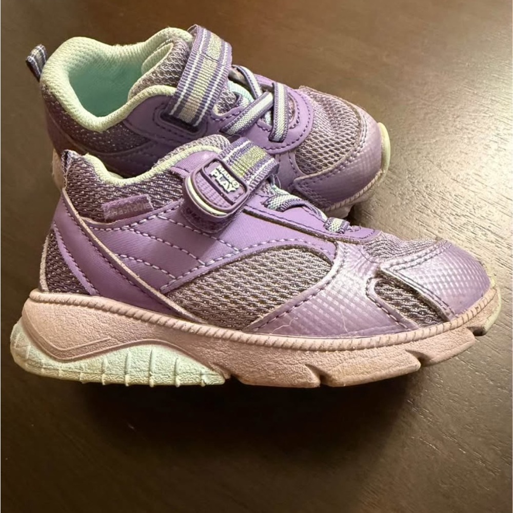 Stride Rite toddler shoes - sz 6